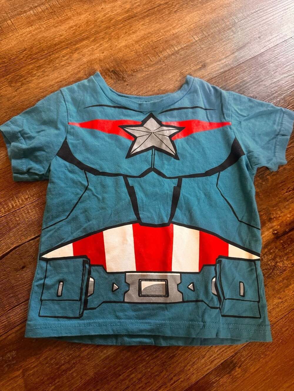 Marvel Avengers Captain America Size 5T Graphic T-Shirt